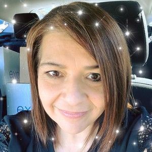 Meet your Posher, Anne